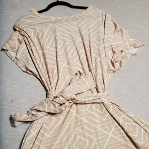 Lularoe Marly dress (with pockets! )